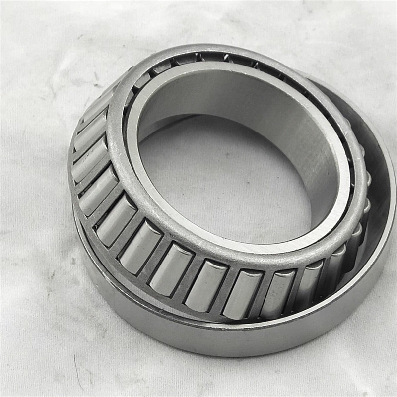 Ṣe Ni Ilu China Olupese Ti Tapered Roller Bearing 32215 Fun Awọn iṣẹ Ikole